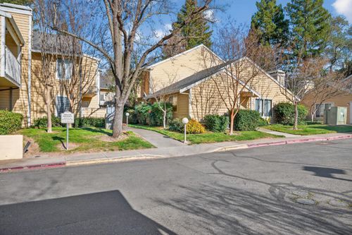 208-11330 Fair Oaks Blvd, Fair Oaks, CA, 95628-5170 | Card Image