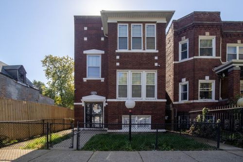 2-4837 W Monroe St, CHICAGO, IL, 60644-4410 | Card Image