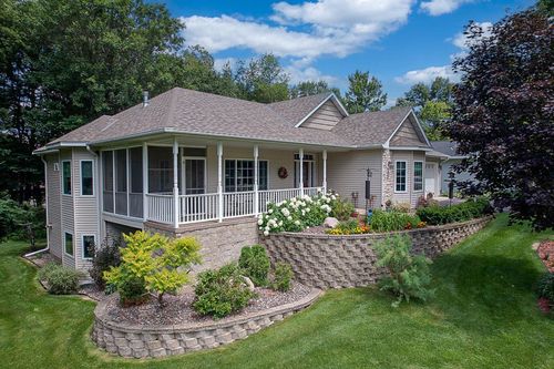 1507 37th St S, Saint Cloud, MN, 56301-9574 | Card Image