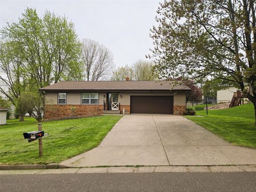 910 Mission Dr, Rice Lake, WI, 54868-1919 | Card Image
