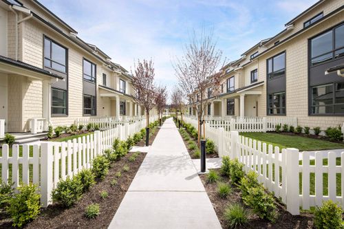 2-6320 Dairy Ave, Delta, BC, V4L0B7 | Card Image