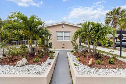 501 S E St, Lake Worth Beach, FL, 33460-4311 | Card Image