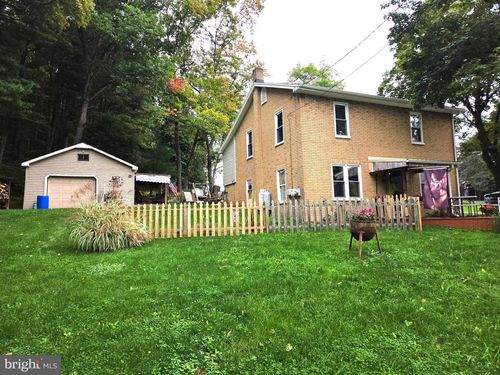 2 Sunnylane Rd, POTTSVILLE, PA, 17901-8868 | Card Image