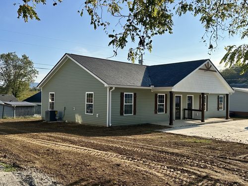 926 Trail St, Woodbury, TN, 37190-1253 | Card Image