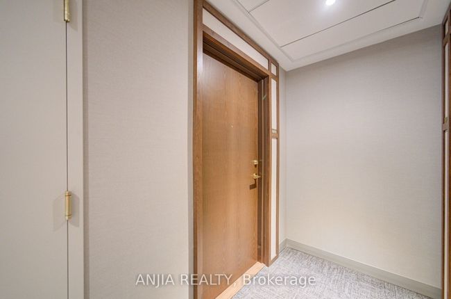 1712 - 1000 Portage Pky, Condo with 1 bedrooms, 1 bathrooms and null parking in Concord ON | Image 5