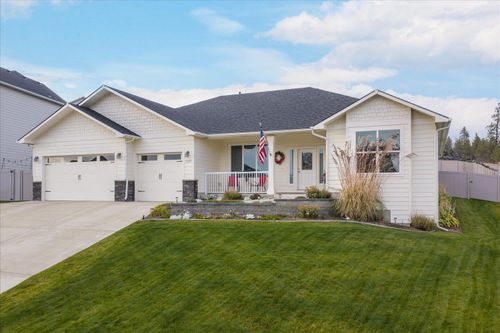9302 W Floyd Dr, Cheney, WA, 99004-5352 | Card Image