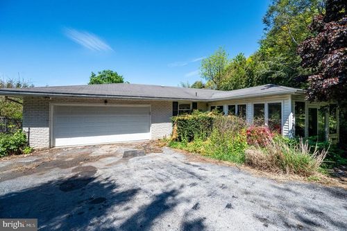 1119 Dunkelberger Rd, LEESPORT, PA, 19533-9030 | Card Image