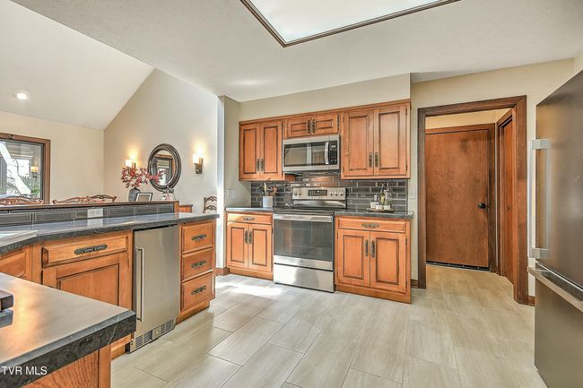 55 Grove Hill Rd, House other with 3 bedrooms, 4 bathrooms and null parking in Kingsport TN | Image 26