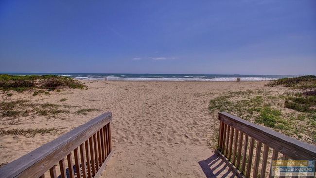 APT-207G - 2800G Gulf Blvd, Condo with 3 bedrooms, 3 bathrooms and 1 parking in South Padre Island TX | Image 45