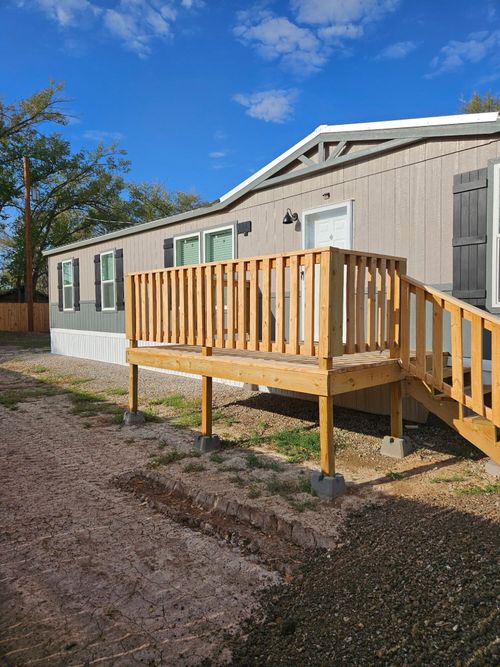 225 Gensen Dr Sw, Los Lunas, NM, 87031-7313 | Card Image