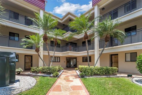 303-895 S Gulfview Blvd, CLEARWATER, FL, 33767-3033 | Card Image