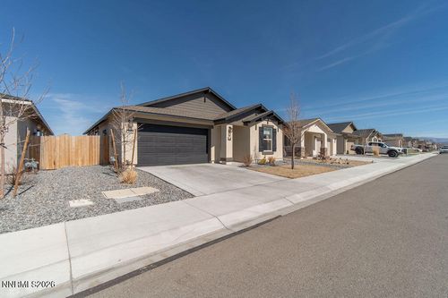 1124 Dapple Dr, Minden, NV, 89423-5206 | Card Image