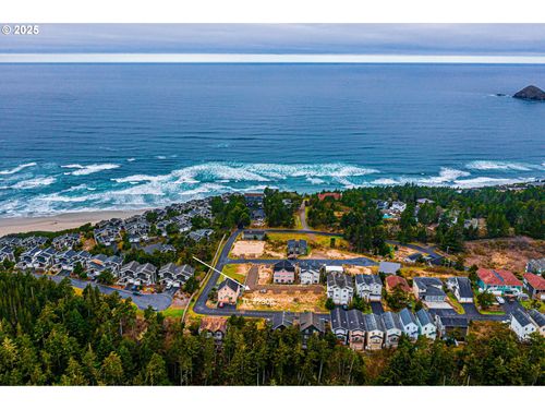 122 Reeder St, Tillamook, OR, 97141-2238 | Card Image