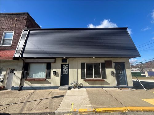 437 Cavitt Ave, Trafford, PA, 15085-1062 | Card Image