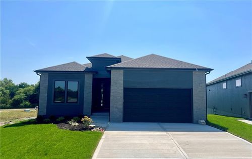 4825 Nw Martin Dr, Riverside, MO, 64151 | Card Image