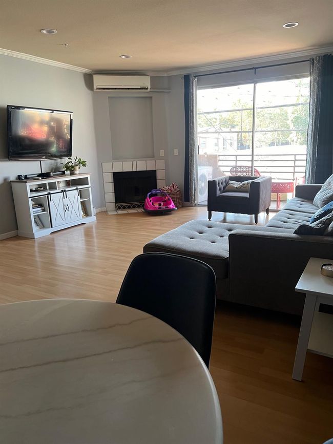 205 - 640 W 4 Th St, Condo with 2 bedrooms, 2 bathrooms and null parking in Long Beach CA | Image 7