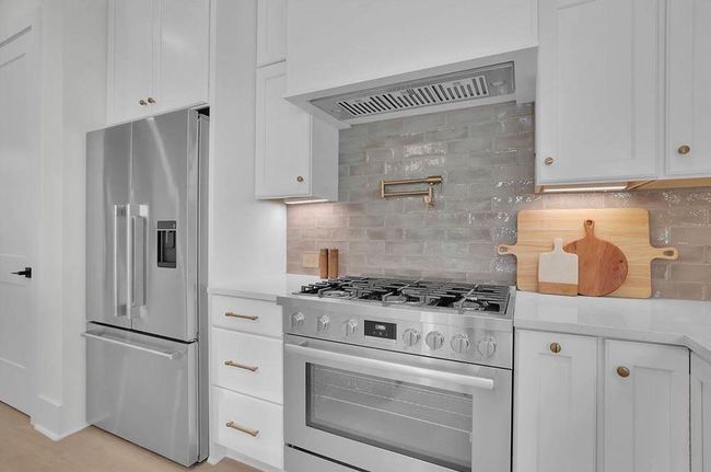 UNIT-16 - 332 Sugarview Rd, Townhouse with 4 bedrooms, 5 bathrooms and null parking in Sugar Hill GA | Image 4