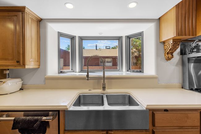 Kitchen | Image 17