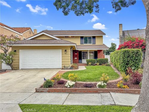 13527 Edgefield St, Cerritos, CA, 90703-6333 | Card Image