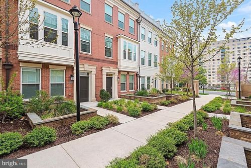 10274 Grosvenor Pl, North Bethesda, MD, 20852-4700 | Card Image