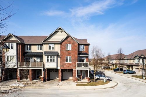 34-310 Fall Fair Way, Hamilton, ON, L0R1C0 | Card Image