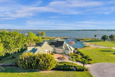 House with view of Lake Dora | Image 2