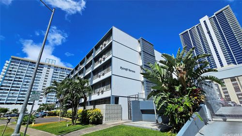 323-1550 Rycroft St, Honolulu, HI, 96814-2468 | Card Image