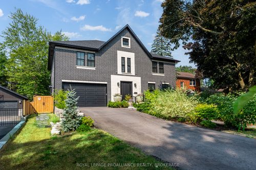 124 Churchill Cres, Kingston, ON, K7L4N2 | Card Image