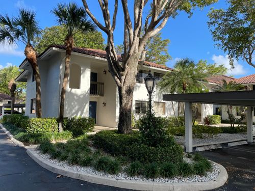 105-40 Pelican Pointe 105 Drive, Delray Beach, FL, 33483 | Card Image