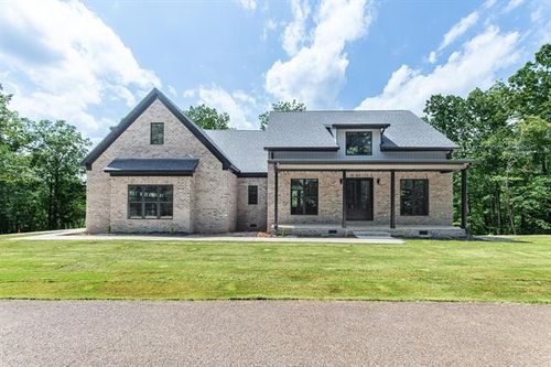 1520 Point Grand Dr, Savannah, TN, 38372-6653 | Card Image