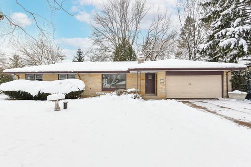 W131S6689 Kipling Drive, Muskego, WI, 53150 | Card Image