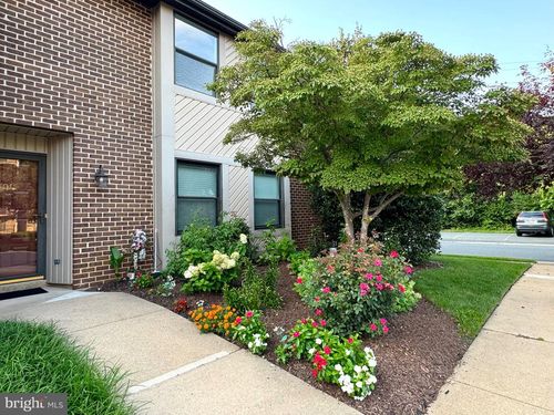 4016 Society Dr, CLAYMONT, DE, 19703-1751 | Card Image