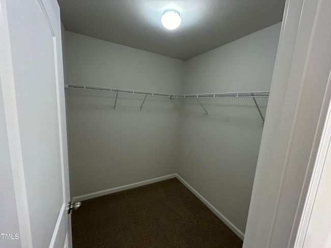 Owners Suite WIC | Image 16