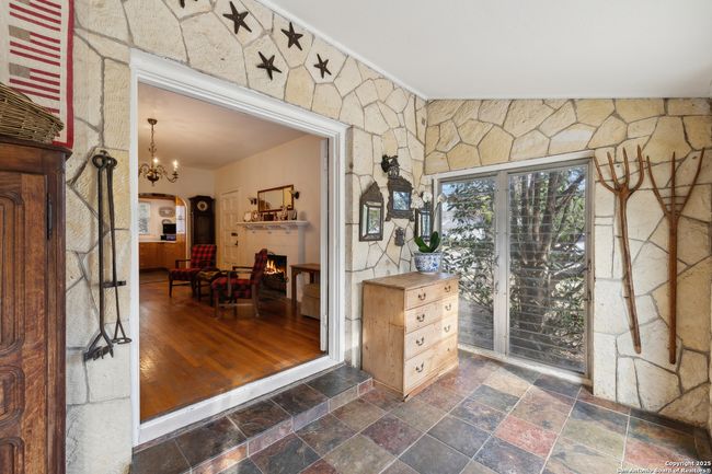 124 Castano Ave, House other with 3 bedrooms, 3 bathrooms and null parking in Alamo Heights TX | Image 11