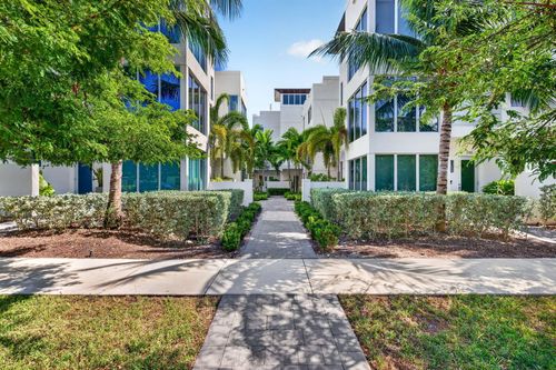 244 Garden Ct, Lauderdale By The Sea, FL, 33308-5421 | Card Image