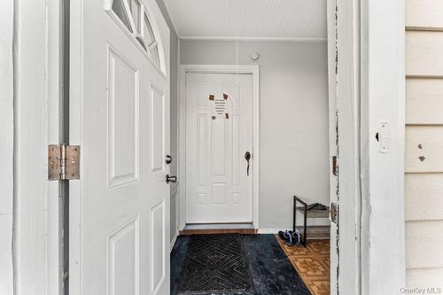 20 Pratt St, Haverstraw, NY, 10927-1134 | Card Image