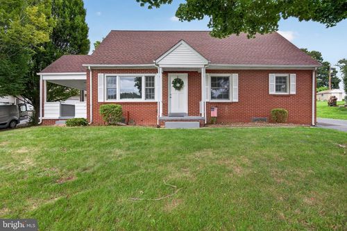 6 Terrace Pl, NEW CUMBERLAND, PA, 17070-2459 | Card Image