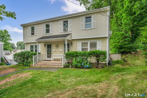 271 Berlin Ave, Southington, CT, 06489-3277 | Card Image
