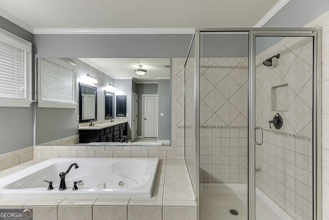 7056 Dove Point Ln, House other with 4 bedrooms, 3 bathrooms and null parking in Hoschton GA | Image 31