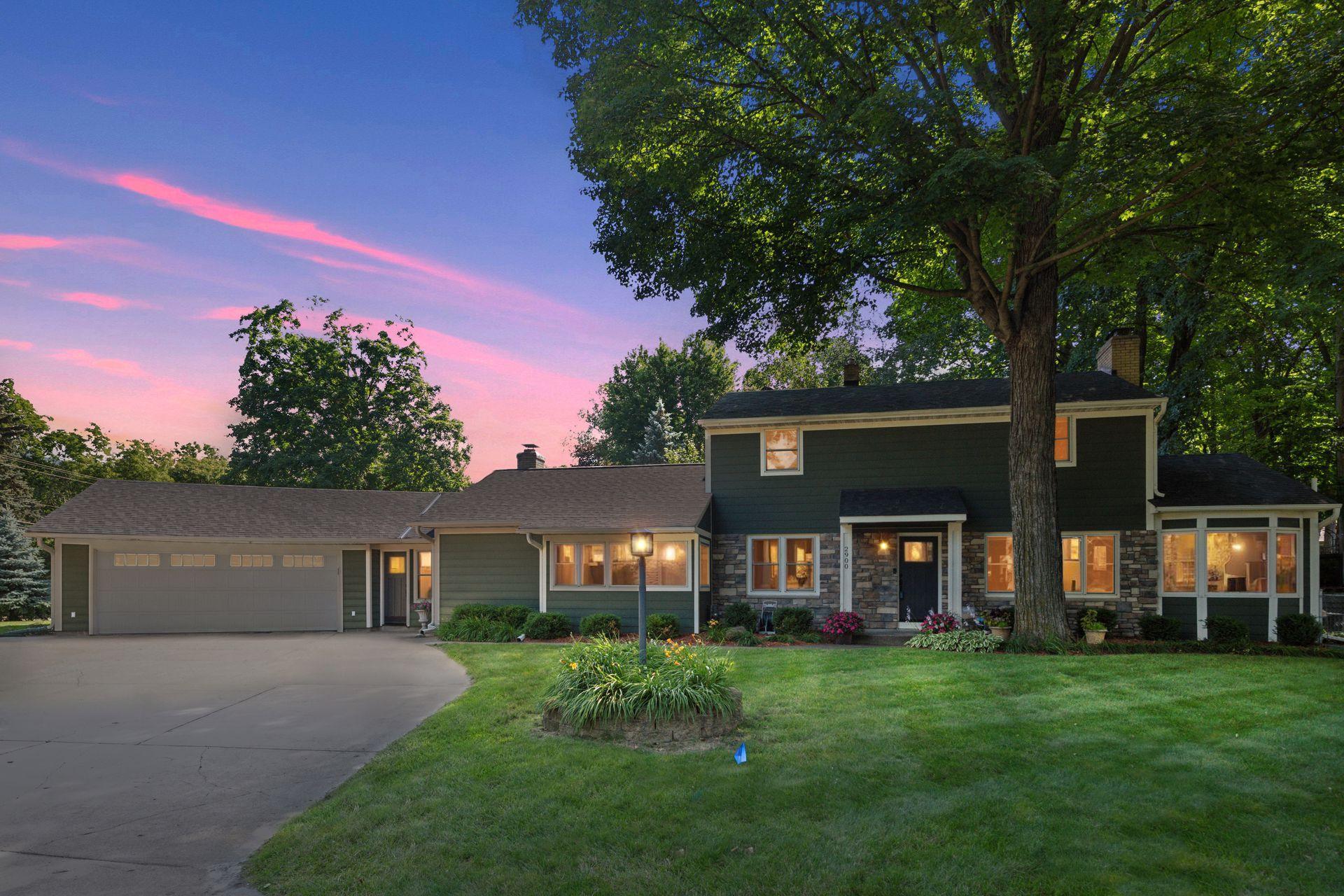 Halstead Ln, Mound, MN 55364