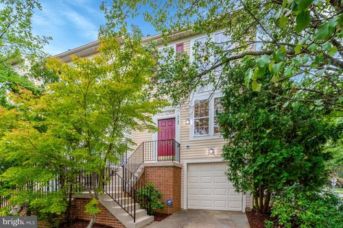 7727 Markham Grant Ln, ALEXANDRIA, VA, 22315-5939 | Card Image
