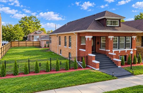 7649 S Luella Ave, Chicago, IL, 60649-4107 | Card Image