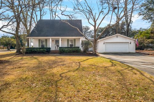 1055 Grand Concourse St, Charleston, SC, 29412-8827 | Card Image