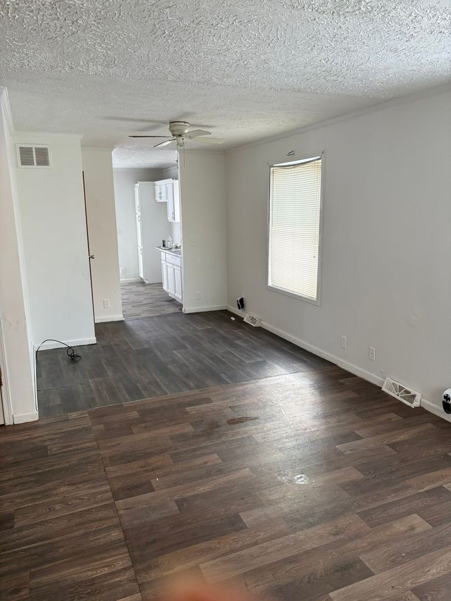 132 Candler St, House other with 3 bedrooms, 2 bathrooms and null parking in Highland Park MI | Image 5