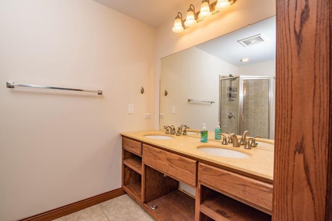 5 - 695 South Street, Condo with 4 bedrooms, 3 bathrooms and null parking in Green Lake WI | Image 11