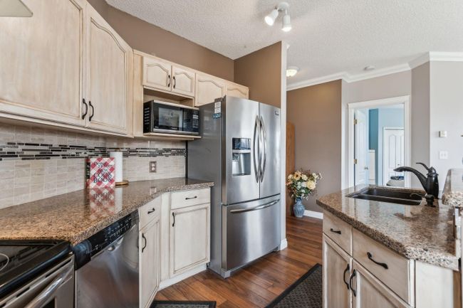 113 - 78 Prestwick Gardens Se, Home with 2 bedrooms, 2 bathrooms and 2 parking in Calgary AB | Image 6