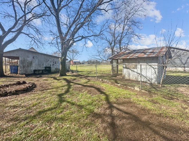 13023 Big Indian Rd, House other with 2 bedrooms, 2 bathrooms and null parking in Callisburg TX | Image 12
