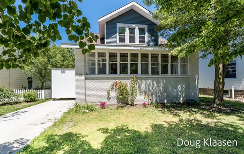 67 W 18th Street, Holland, MI, 49423 | Card Image