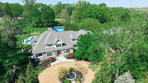7710 Indian Hill Rd, Cincinnati, OH, 45243-3902 | Card Image