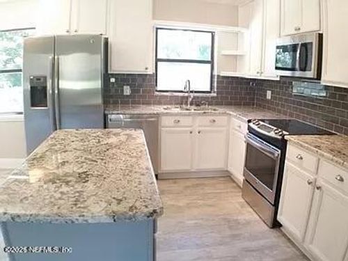 1012 6th Ave N, JACKSONVILLE BEACH, FL, 32250-3514 | Card Image